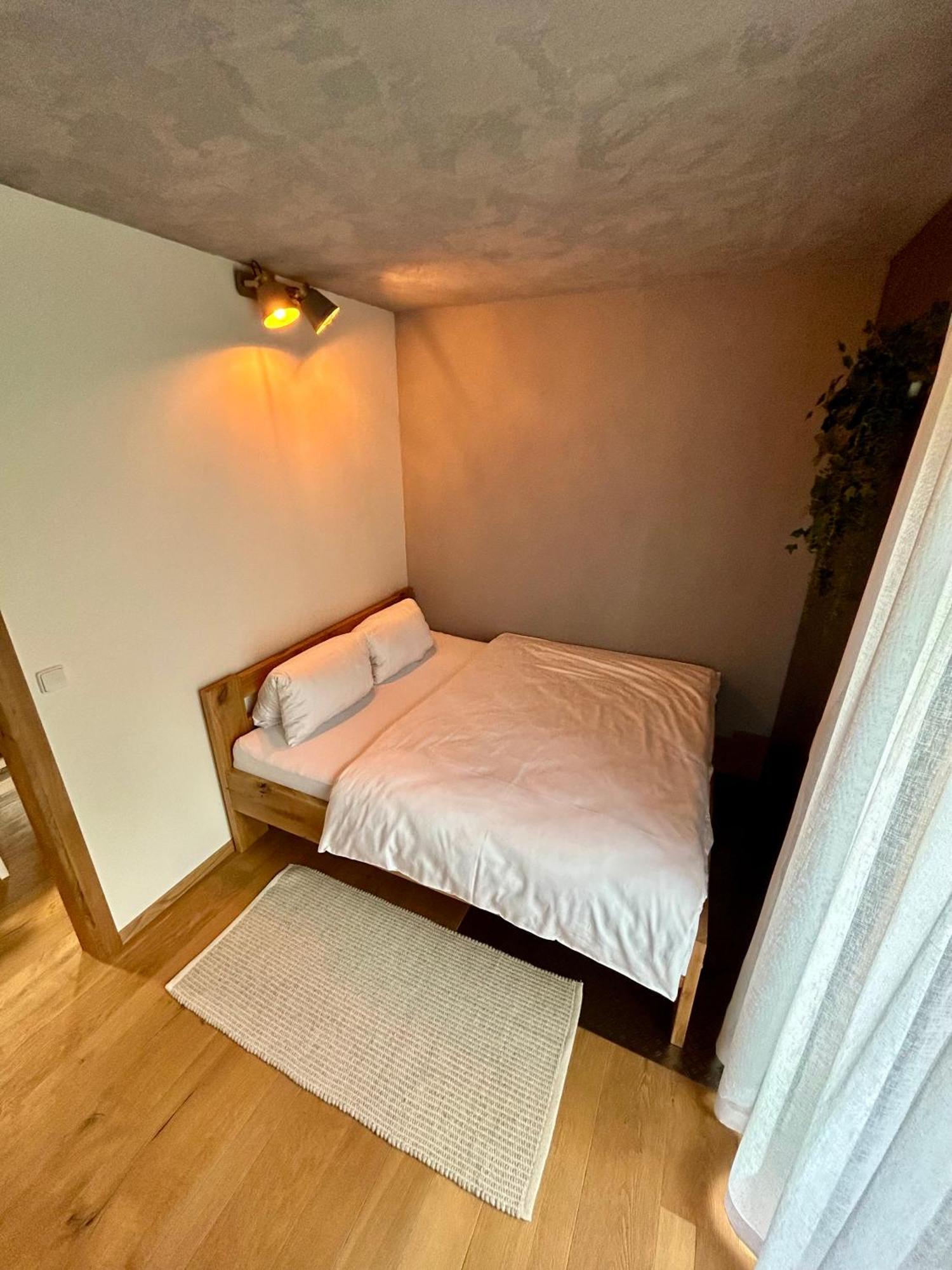 Apartmany Poco Loco 페츠 포트 스네스코우 외부 사진